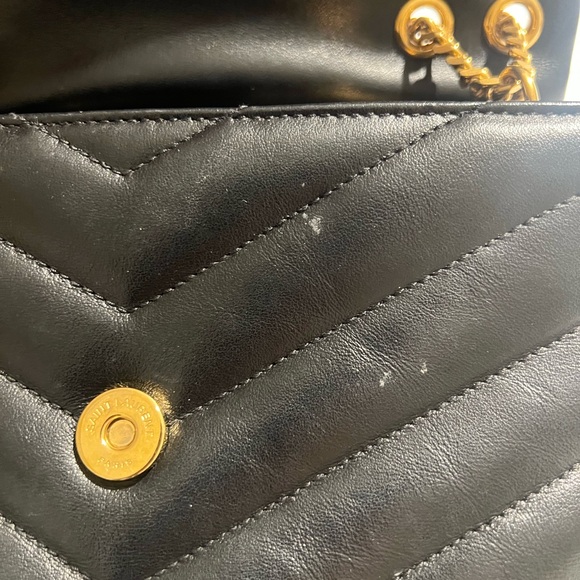 Saint Laurent - Loulou Small Leather Shoulder Bag - Black - Picture 6 of 15